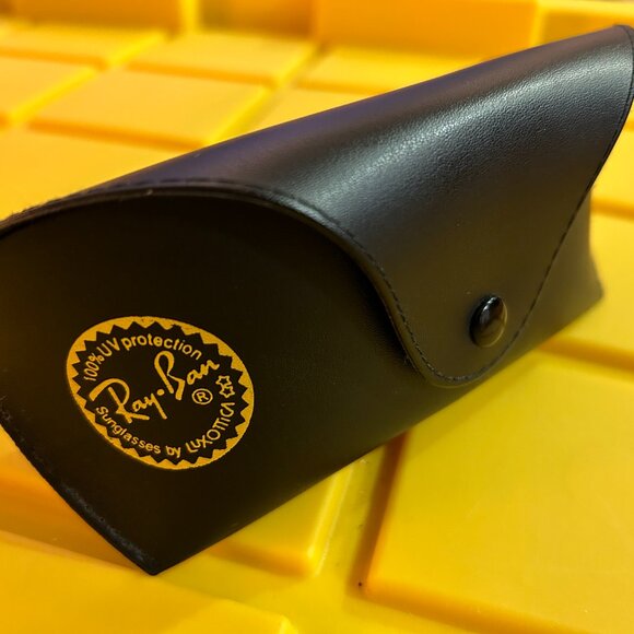 Ray-Ban Original Sunglasses Case Snap Close Semi-Hard Black with Belt Loop - Picture 1 of 5